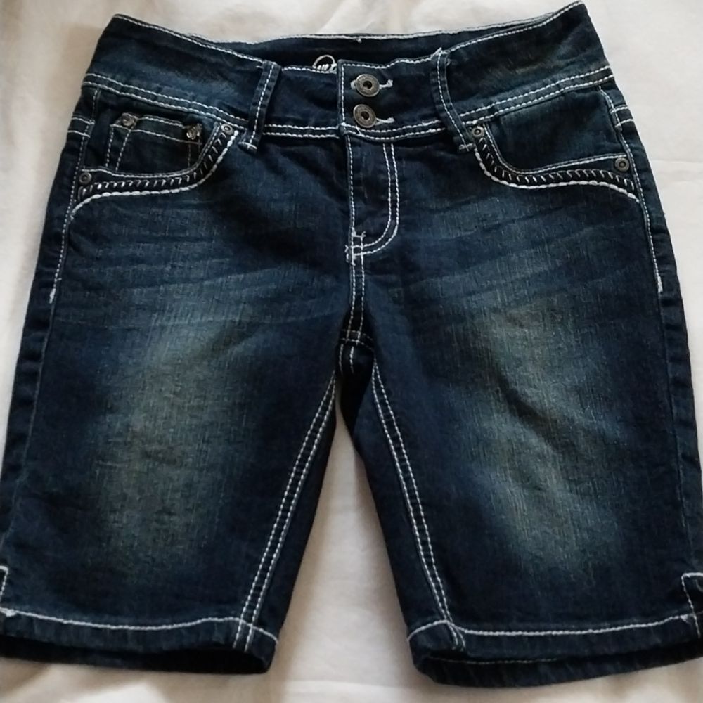 REVOLUTION BY Revolt girls denim stretch shorts size 14